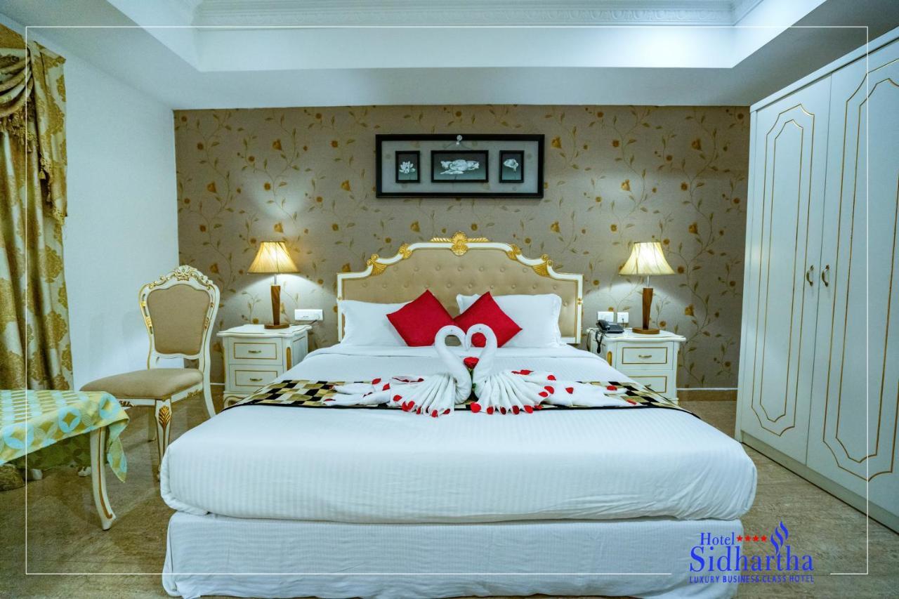 Hotel Sidhartha Chalakudy Kizhake Chālakudi Екстериор снимка