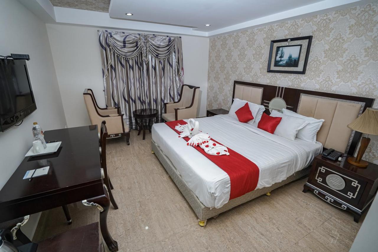Hotel Sidhartha Chalakudy Kizhake Chālakudi Екстериор снимка
