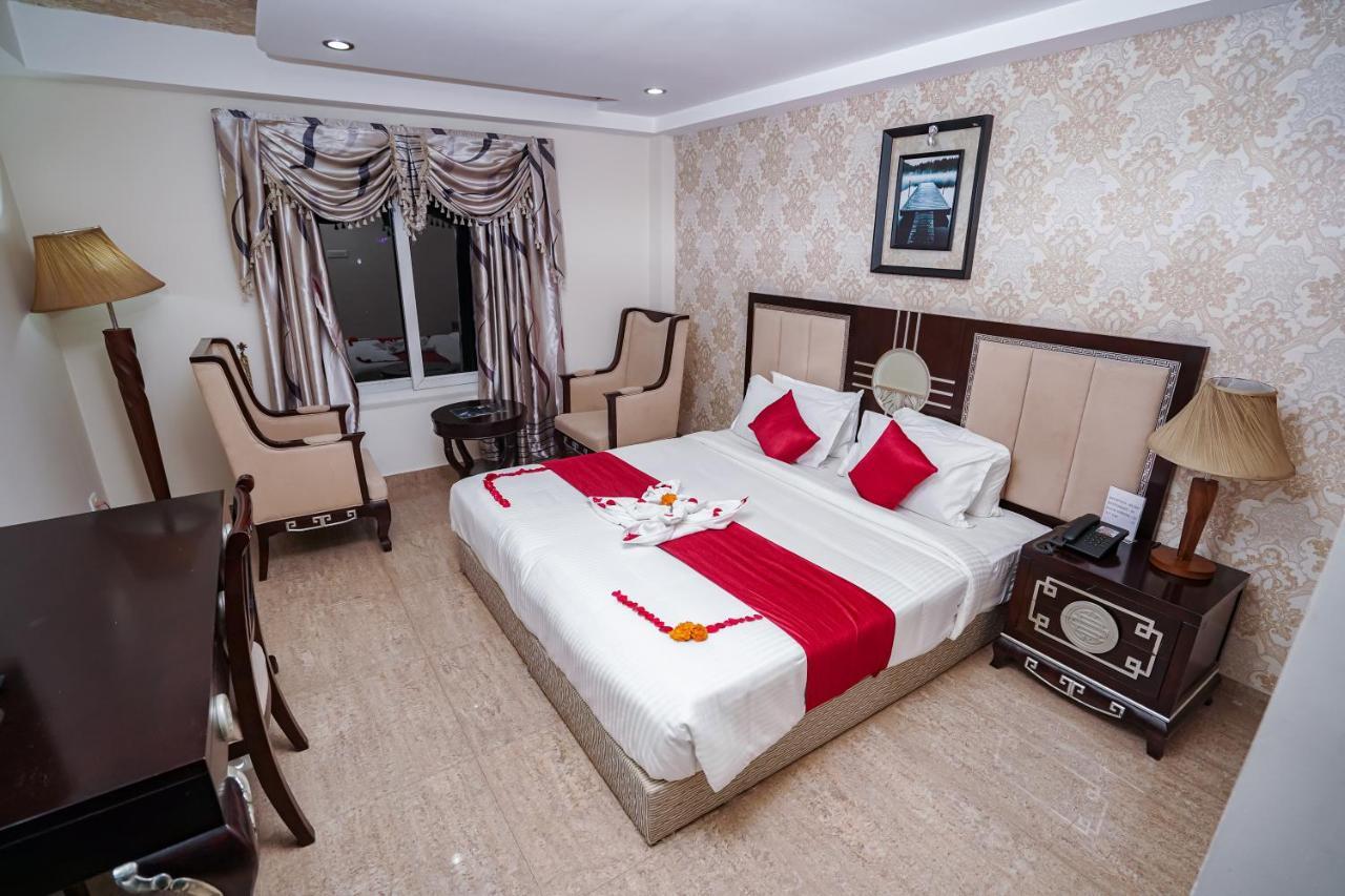 Hotel Sidhartha Chalakudy Kizhake Chālakudi Екстериор снимка