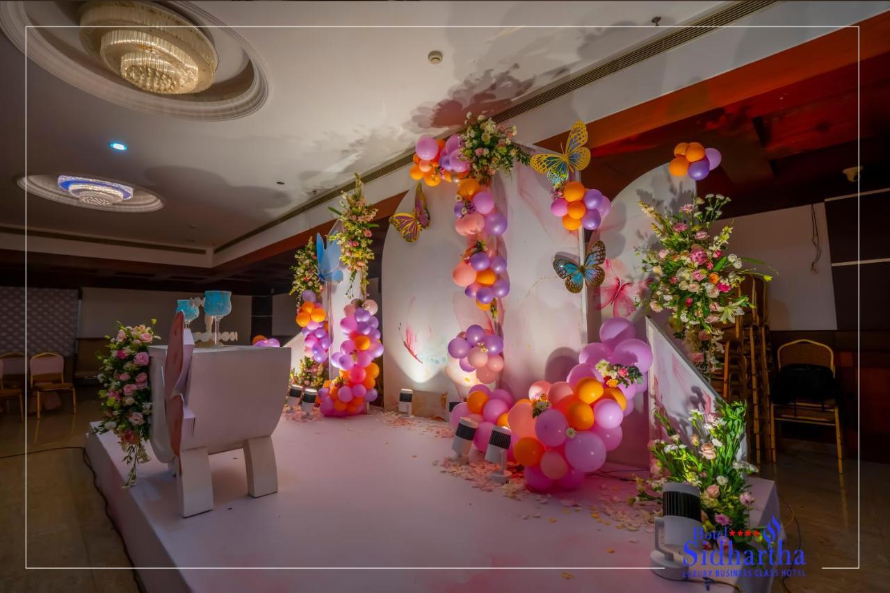 Hotel Sidhartha Chalakudy Kizhake Chālakudi Екстериор снимка