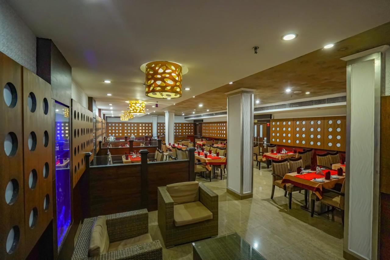 Hotel Sidhartha Chalakudy Kizhake Chālakudi Екстериор снимка