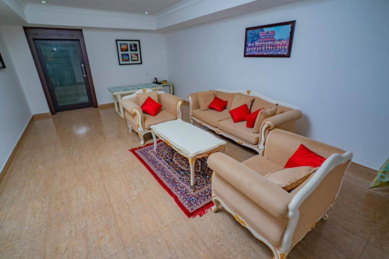 Hotel Sidhartha Chalakudy Kizhake Chālakudi Екстериор снимка